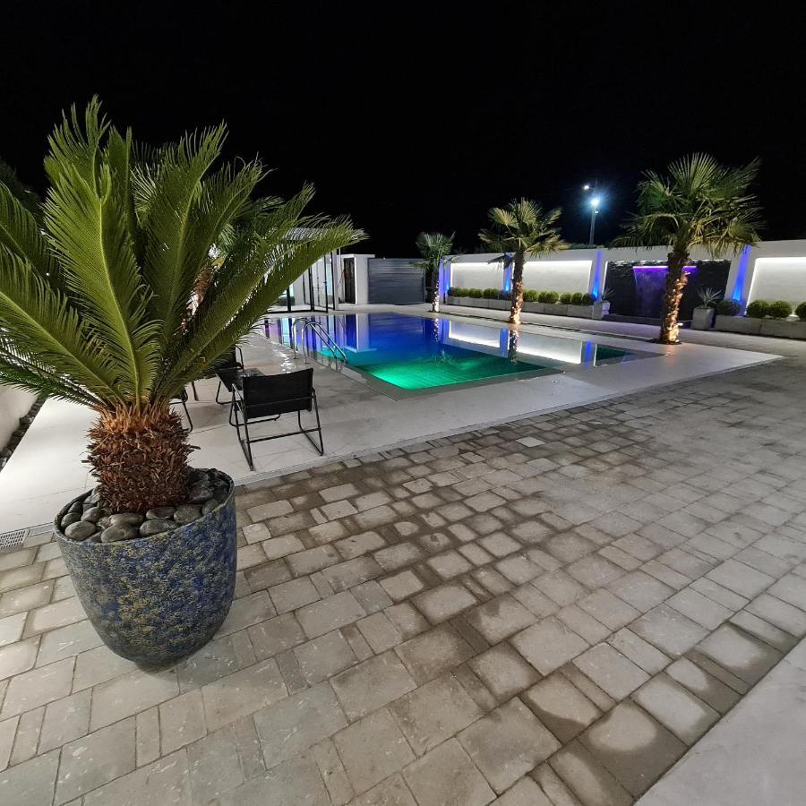 Lt Luxury Villa Rrushkull  Dış mekan fotoğraf