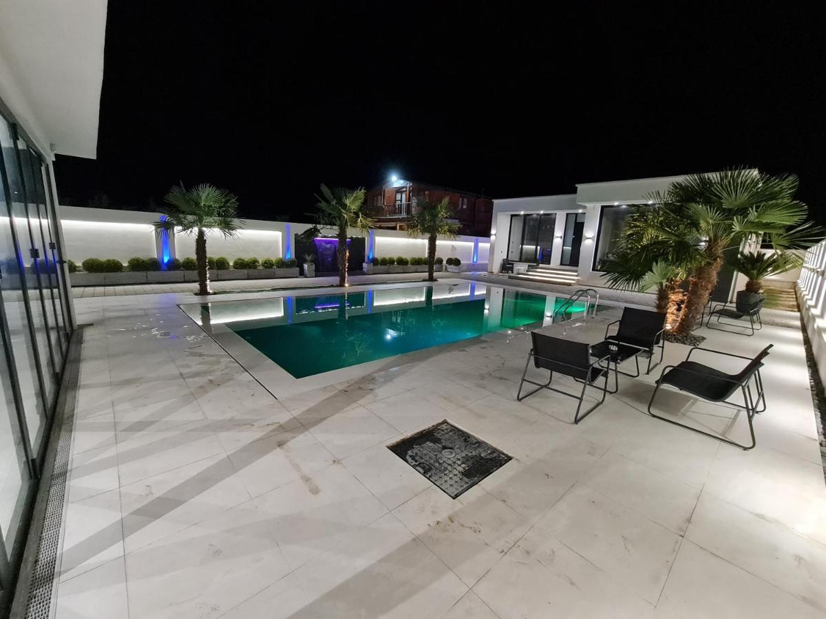 Lt Luxury Villa Rrushkull  Dış mekan fotoğraf